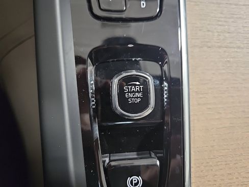 New 2026 Volvo XC60 T8 Plus w/ Protection Package Premier image 15