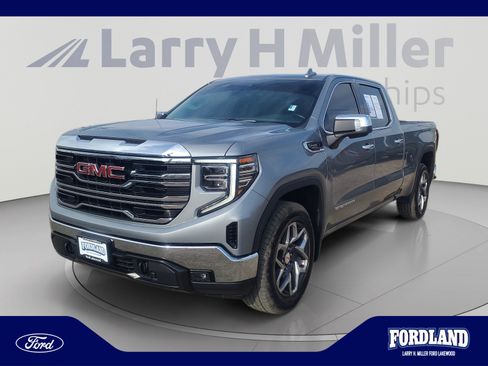Used 2023 GMC Sierra 1500 SLT w/ SLT Premium Package AWD/4WD image 1