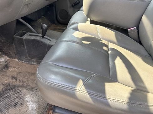 Used 2011 Chevrolet Silverado 2500 W/T AWD/4WD image 13