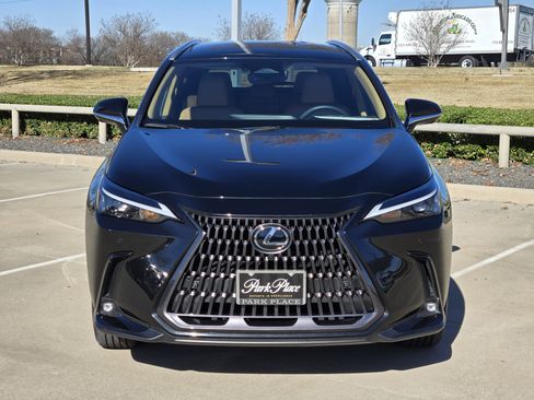 Certified 2022 Lexus NX 300h AWD image 12