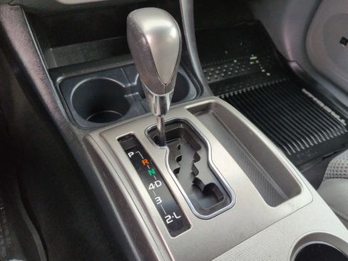 Used 2012 Toyota Tacoma 4x4 Double Cab image 32