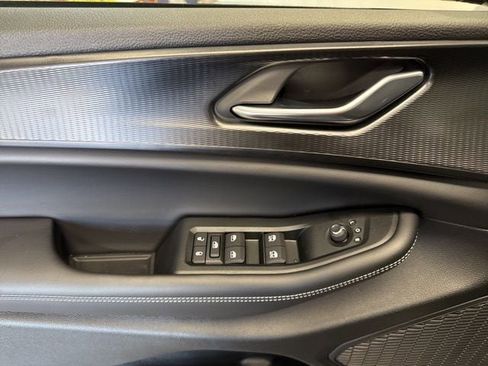 New 2025 Jeep Grand Cherokee Altitude image 23