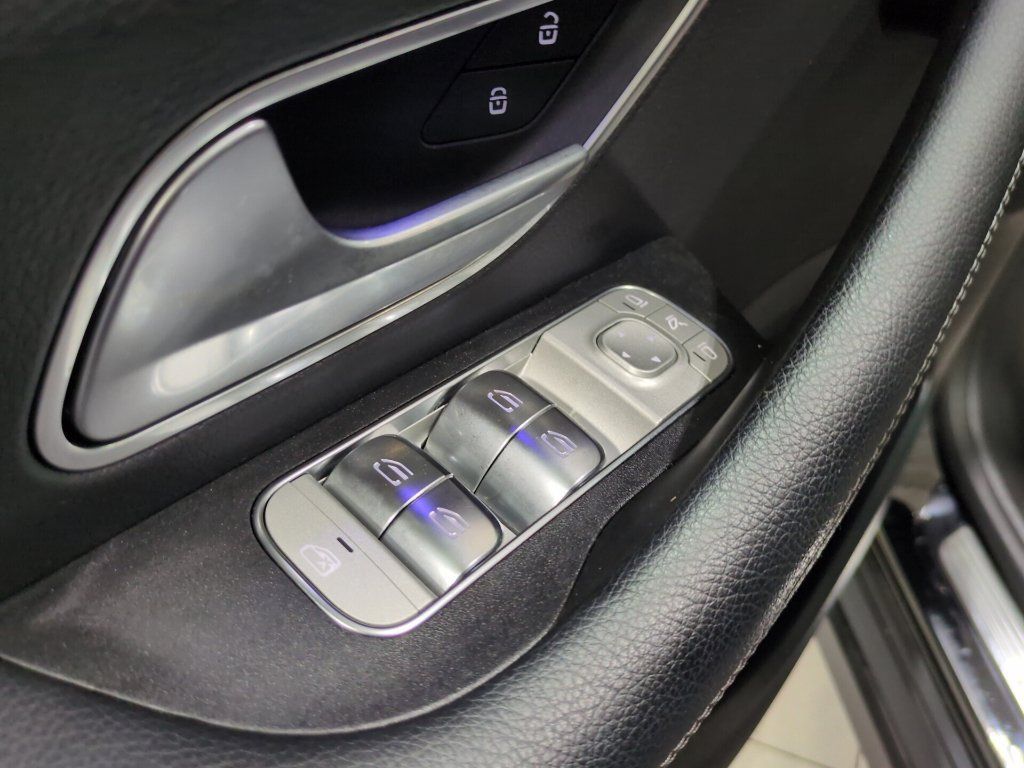 Used 2025 Mercedes-Benz GLE 350 4MATIC image 22