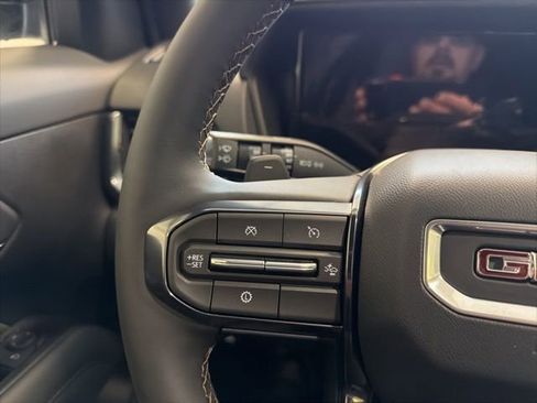 New 2026 GMC Terrain AT4 w/ Convenience Package III image 37