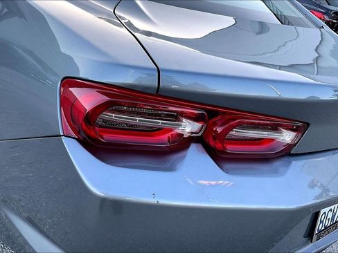 Used 2019 Chevrolet Camaro LT w/ LPO, Camaro Logo Package RWD image 23