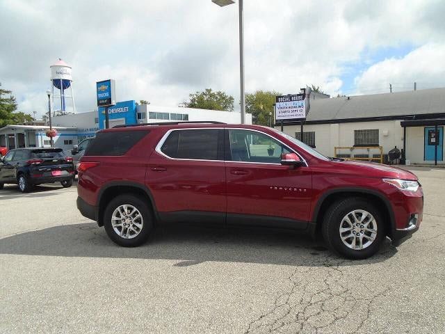Used 2020 Chevrolet Traverse LT w/ Driver Confidence II Package AWD/4WD image 5
