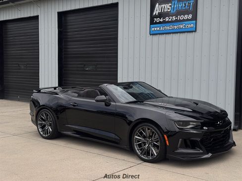 Used 2023 Chevrolet Camaro ZL1 RWD image 16