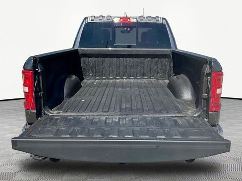 Used 2025 RAM 1500 Laramie AWD/4WD image 7