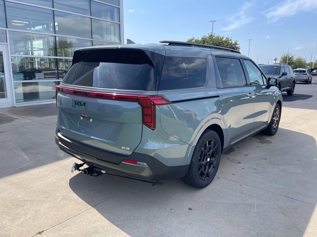 New 2027 Kia Carnival SX FWD image 5