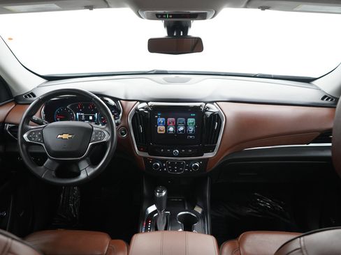 Used 2019 Chevrolet Traverse High Country w/ LPO, Floor Liner Package AWD/4WD image 13