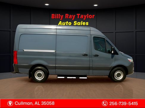 Used 2019 Mercedes-Benz Sprinter 144 image 5