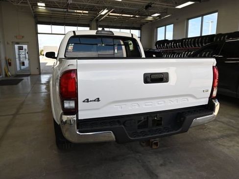 Used 2019 Toyota Tacoma SR5 AWD/4WD image 7
