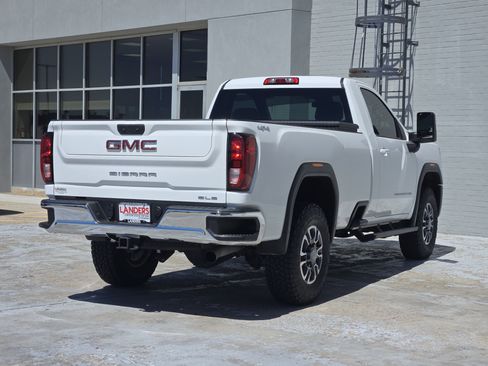 Used 2024 GMC Sierra 3500 SLE w/ SLE Convenience Package AWD/4WD image 9