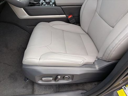 New 2026 Toyota Tundra Limited image 4