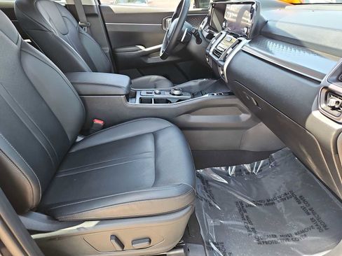 Used 2023 Kia Sorento EX FWD image 21