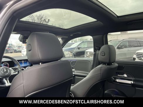 New 2026 Mercedes-Benz GLB 250 4MATIC image 17