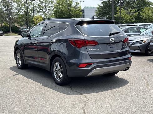 Used 2017 Hyundai Santa Fe Sport FWD image 4
