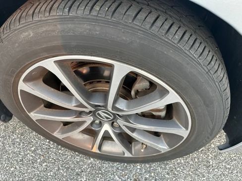 Used 2015 Acura TLX V6 FWD image 22
