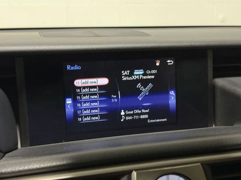 Used 2020 Lexus IS 300 AWD w/ Premium Package image 31