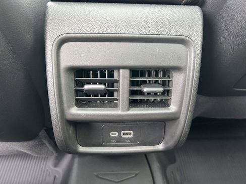 Used 2021 Cadillac XT4 Sport image 15