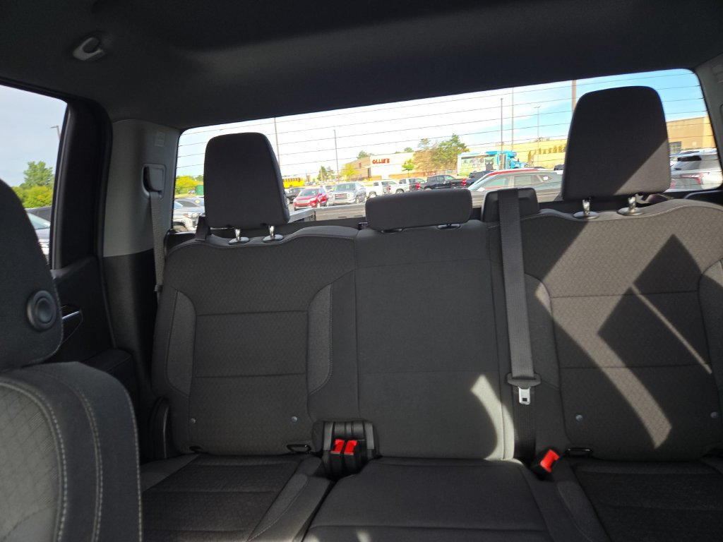 Used 2026 Chevrolet Silverado 1500 LT AWD/4WD image 9