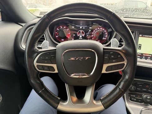 Used 2019 Dodge Challenger SRT Hellcat Redeye image 14