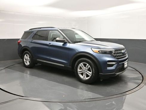 Used 2020 Ford Explorer XLT w/ Equipment Group 202A RWD image 26