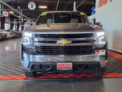 Used 2021 Chevrolet Silverado 1500 LT w/ Safety Package II image 2