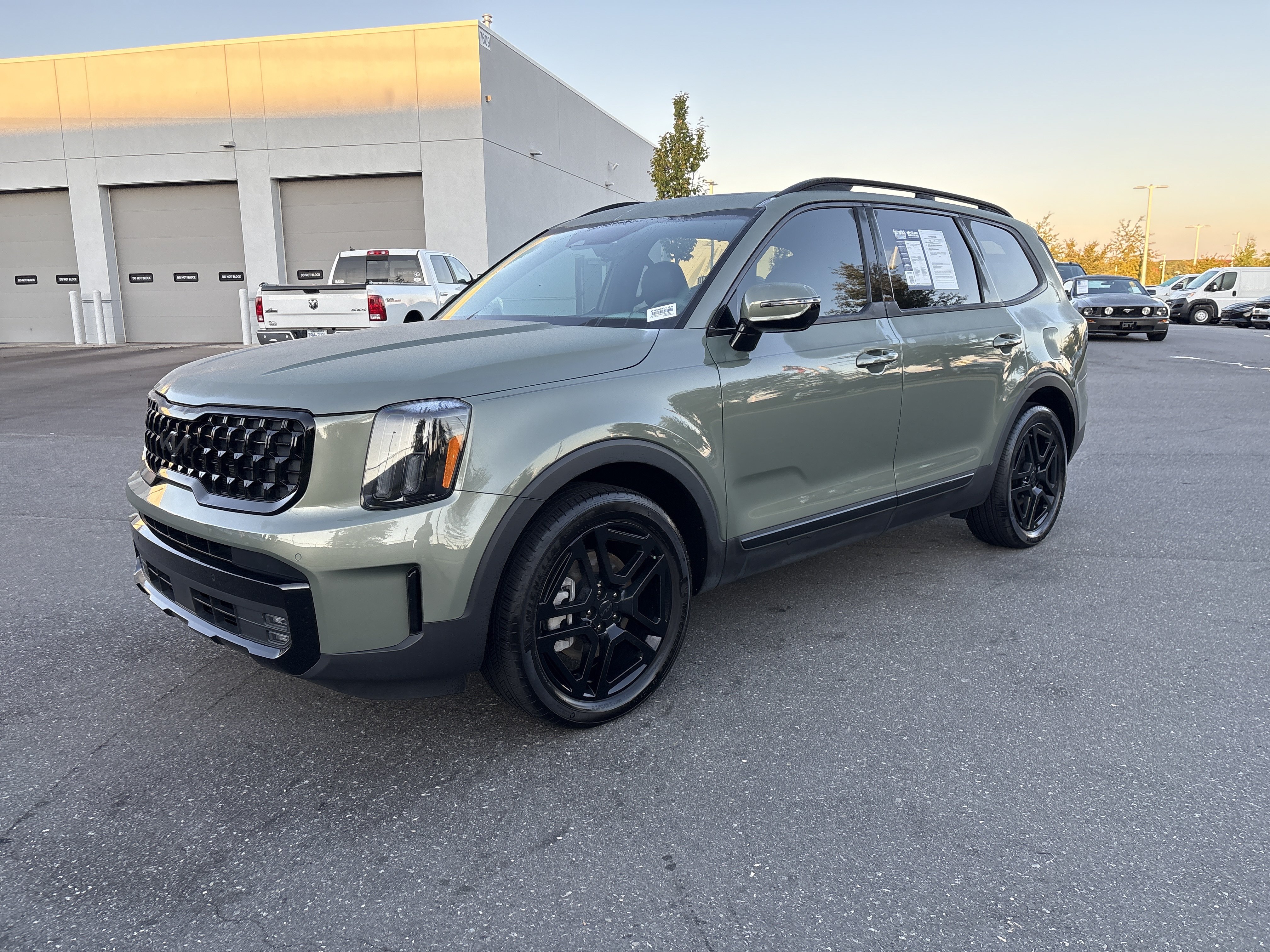 Used 2025 Kia Telluride SX Prestige X-Line AWD/4WD image 5