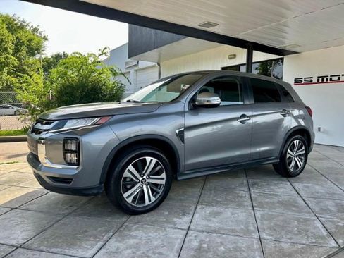 Used 2020 Mitsubishi Outlander Sport ES image 1