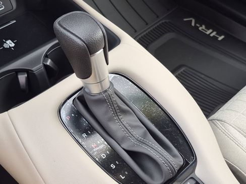 New 2027 Honda HR-V LX image 6