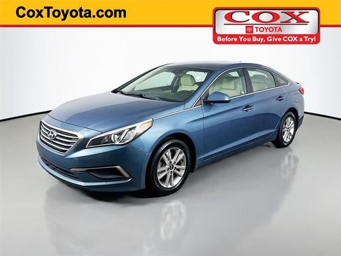 Used 2017 Hyundai Sonata SE w/ Cargo Package image 1