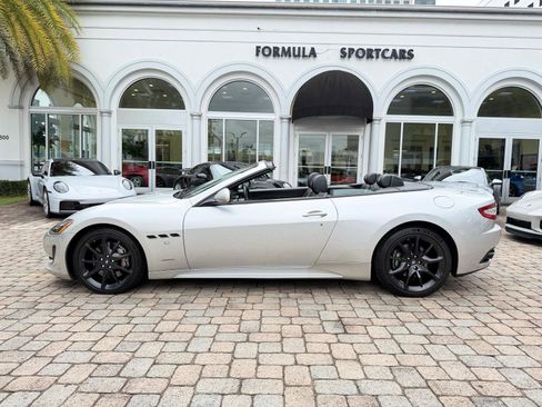 Used 2013 Maserati GranTurismo Sport RWD image 20