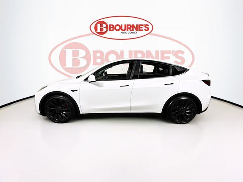 Used 2022 Tesla Model Y Performance image 7