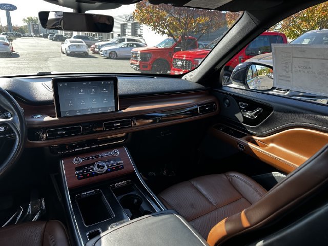 Certified 2021 Lincoln Aviator Reserve w/ Elements Package Plus AWD/4WD image 17