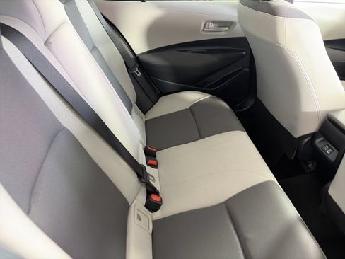 Used 2025 Toyota Corolla LE FWD image 24