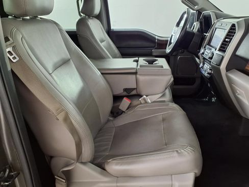 Used 2017 Ford F150 Lariat RWD image 9