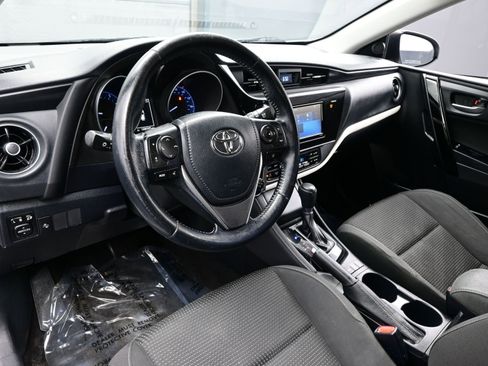 Used 2018 Toyota Corolla iM w/ All-Weather Mat Package image 11