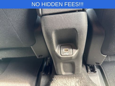 Used 2019 Jeep Renegade Latitude image 29