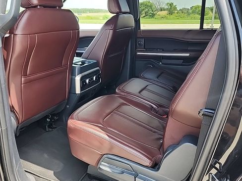 Used 2024 Ford Expedition Max Limited AWD/4WD image 11