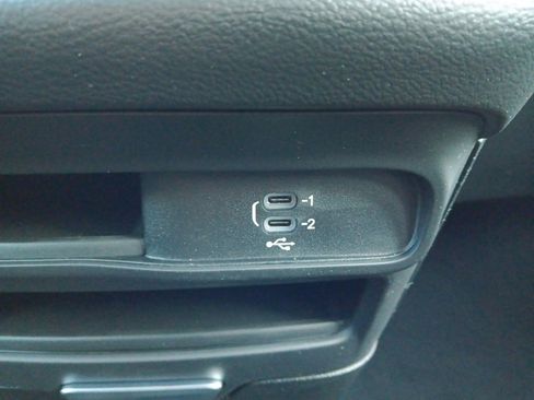 New 2026 Chrysler Voyager LX image 29