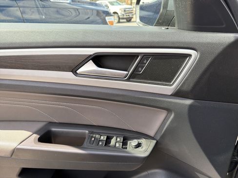 Used 2022 Volkswagen Atlas SE image 12
