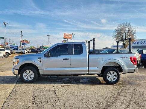 Used 2022 Ford F150 XLT image 3