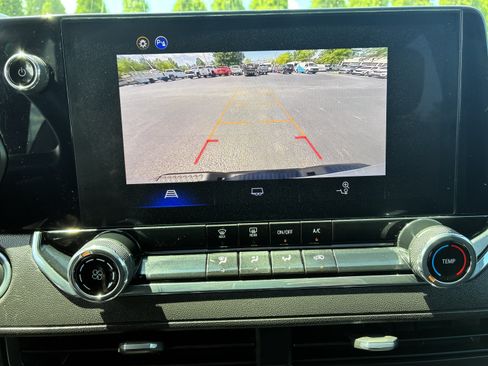 Used 2025 Chevrolet Colorado W/T RWD image 33
