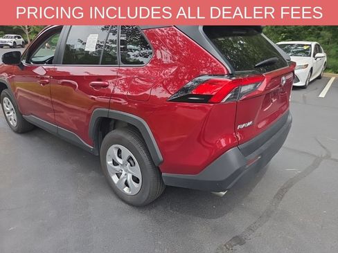 Used 2025 Toyota RAV4 LE AWD/4WD image 11