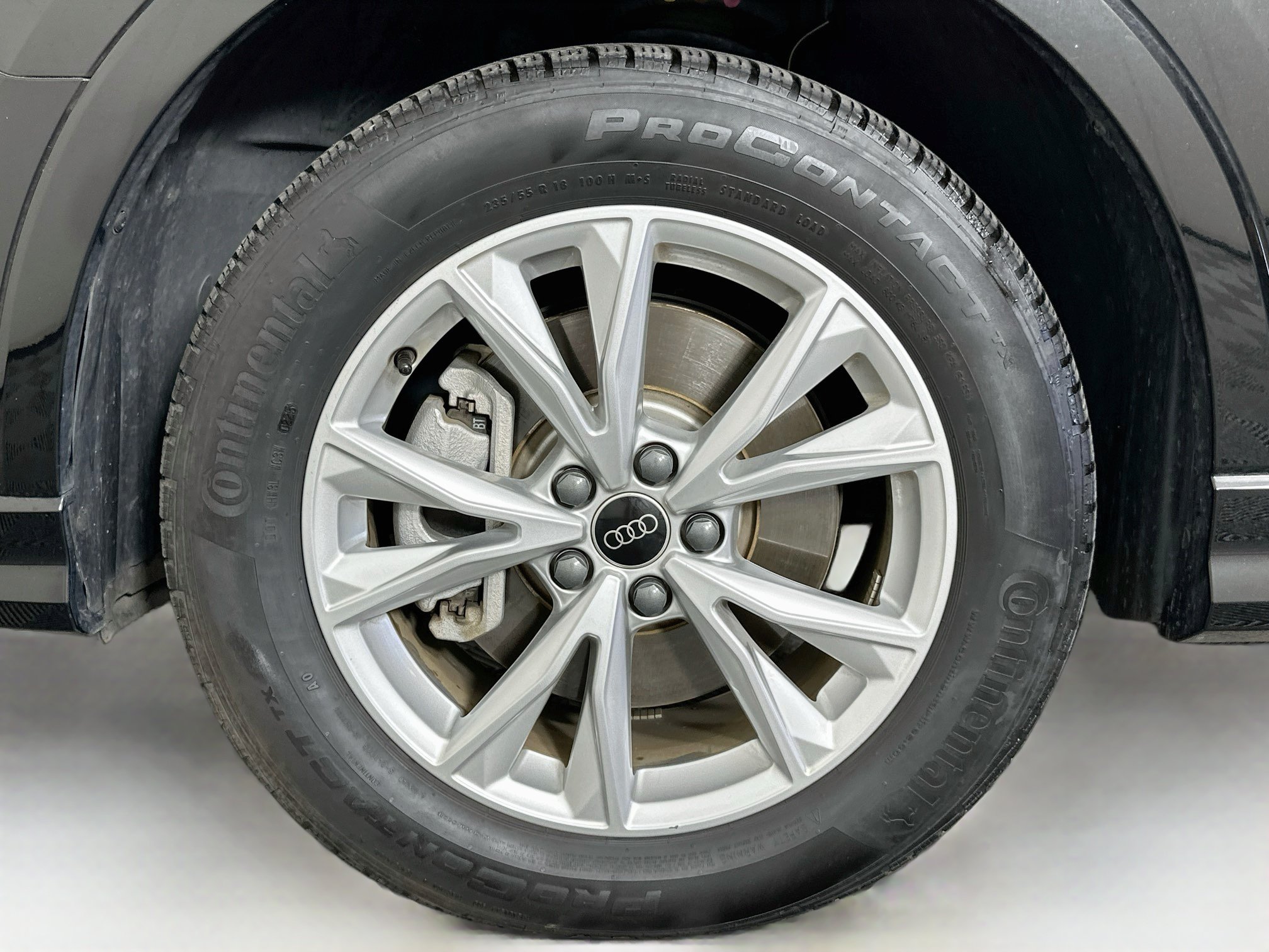 Used 2025 Audi Q3 2.0T Premium AWD/4WD image 11