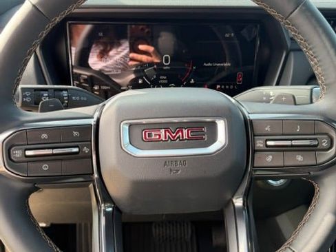 New 2027 GMC Terrain AT4 w/ Convenience Package III AWD/4WD image 10