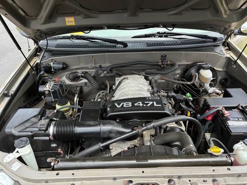 Used 2003 Toyota Tundra SR5 AWD/4WD image 12