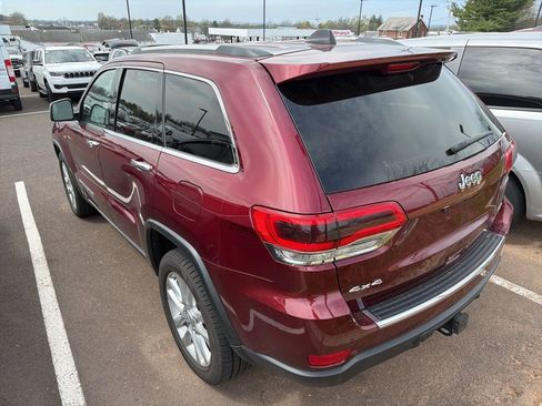 Used 2019 Jeep Grand Cherokee Limited image 3