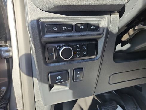 Used 2023 Ford F150 Lightning Lariat image 10